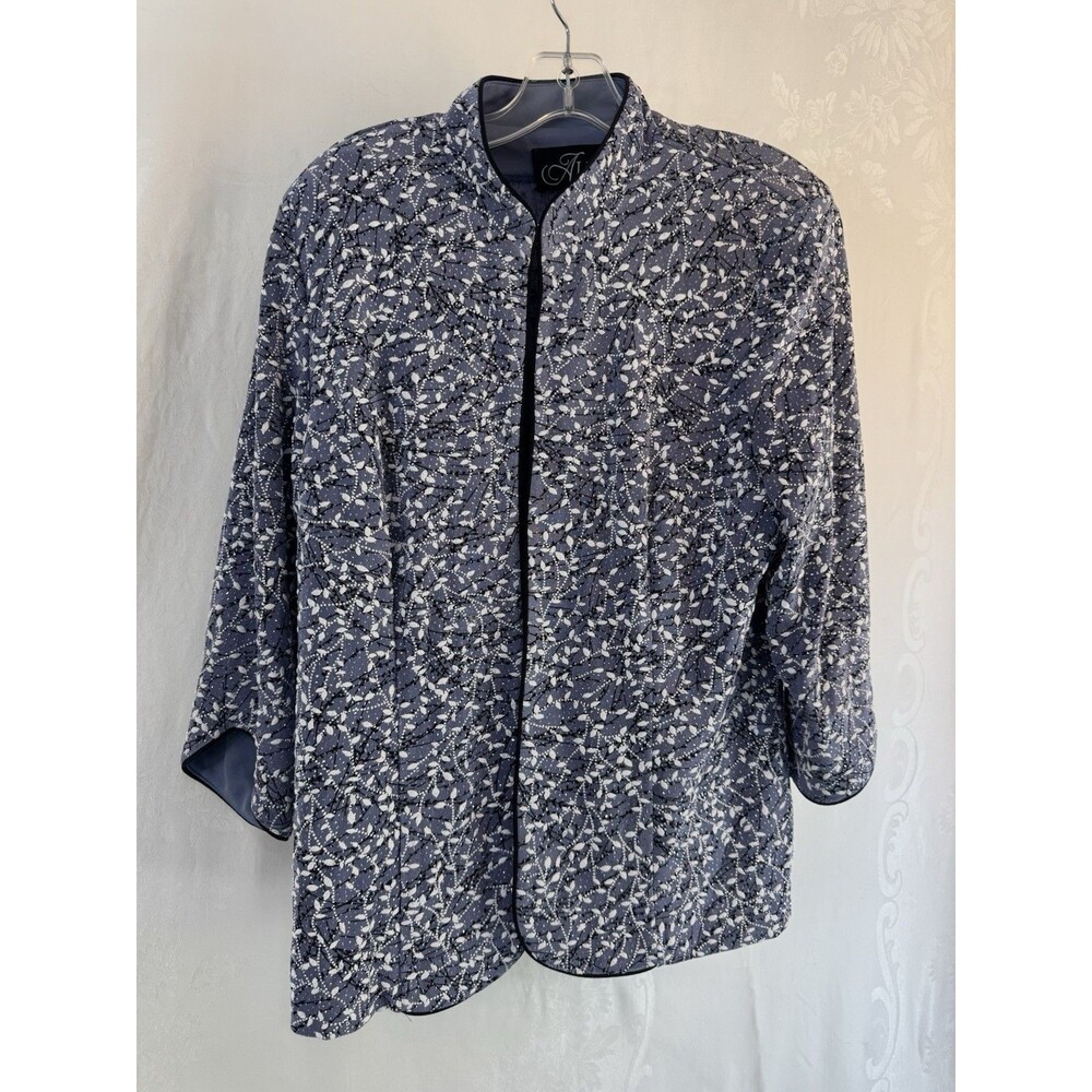 Alex Evenings Beautiful Leaf Accents Sparkle XL Hook Clasp 3/4 Sleeve